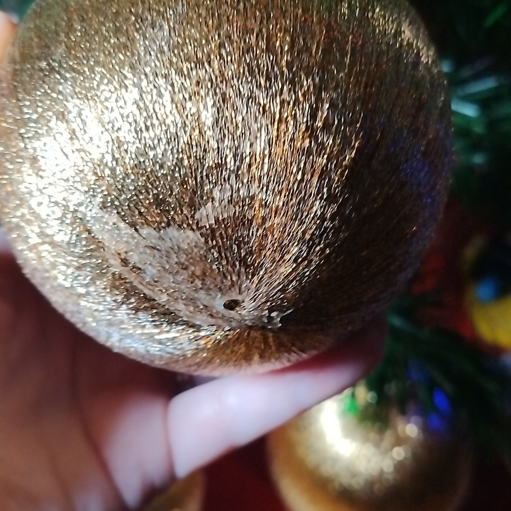 Golden Balls Three Ornaments - Picture 7 of 9